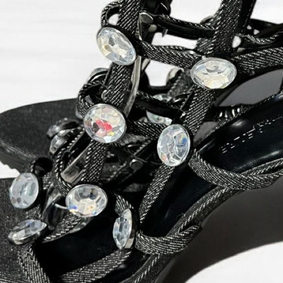 🌻NEW Karl Lagerfeld Paris Beatriz Faux Crystals Heel Sandals Size 8 - Picture 3 of 10